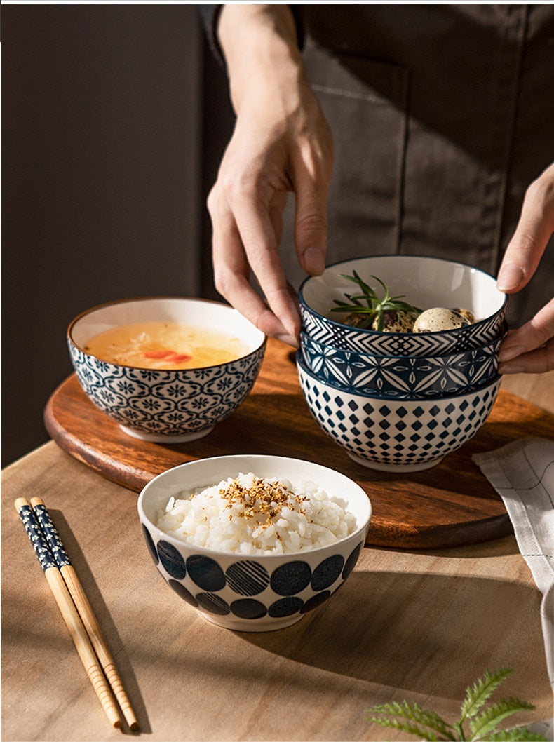 Elegant Floral Ceramic Bowl Set – Japanese & Korean Style Tableware with Gift Box (5-Piece, Blue or Red)