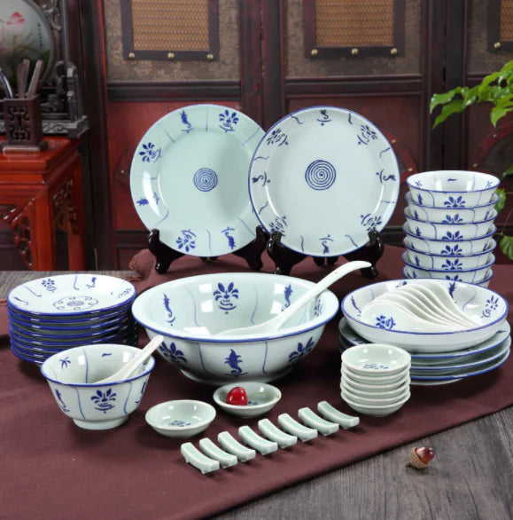 Blue & White Porcelain Dinner Set – 48-Piece Traditional Chinese Ceramic Tableware Collection