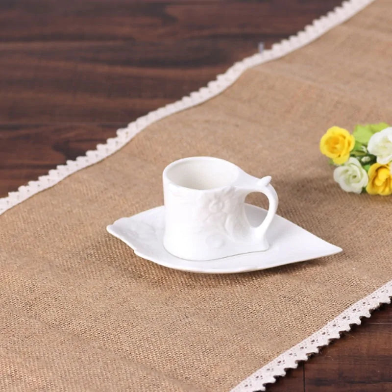 Rustic Jute Table Runner with Lace – Natural Burlap for Farmhouse & Wedding Decor